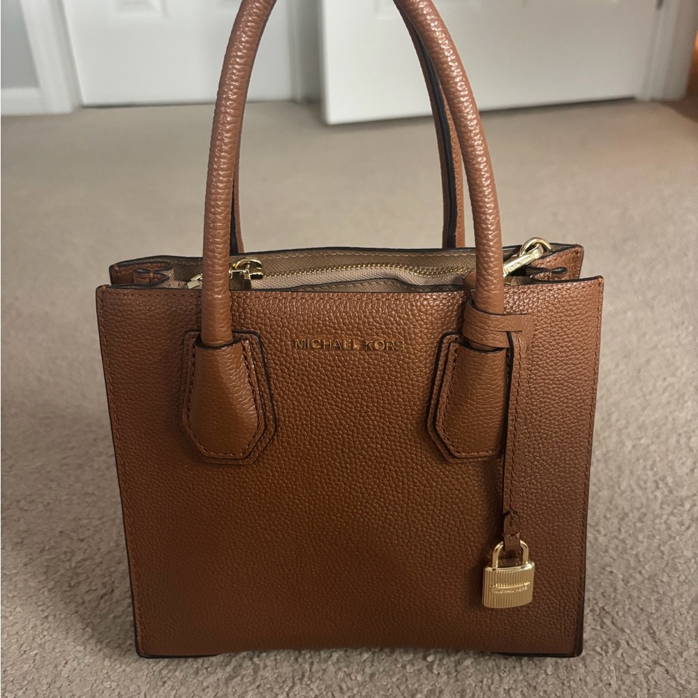 Michael Kors Mercer Pebbled Leather Crossbody Bag